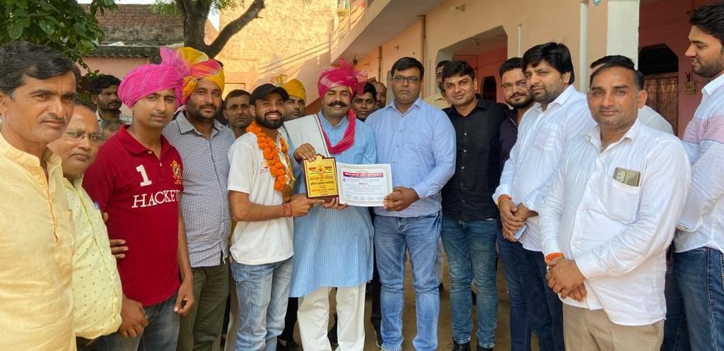 गोल्ड एवं कांस्य पदक जीतने पर राहुल गुर्जर को करप्शन फ्री इंडिया ने किया सम्मानित