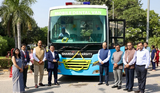 Shardha University News : शारदा विश्वविद्यालय के स्कूल ऑफ डेंटल साइंस में बीडीएस और एमडीएस नए बैच का भव्य ओरिएंटेशन समारोह, नई मोबाइल डेंटल वैन का हुआ उद्घाटन