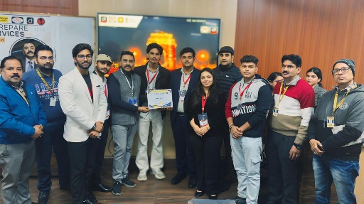 GN Group College News : ग्रेटर नोएडा कॉलेज (GN Group) में "सिविल सेवा परीक्षा की तैयारी कैसे करें" सत्र का सफल आयोजन, डॉयरेक्टर डॉ. हरेंद्र नागर का संबोधन