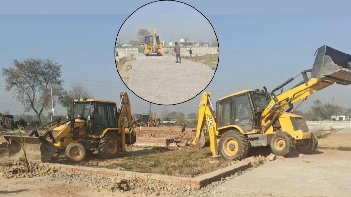 Greater Noida Authority News : “37.5 करोड़ की जमीन पर चला बुलडोज़र”, बिलासपुर में अवैध कॉलोनी पर ग्रेटर नोएडा प्राधिकरण की बड़ी कार्रवाई, मचा हड़कंप, “जीरो टॉलरेंस” नीति पर सख्त संदेश, प्राधिकरण के मुख्य कार्यपालक अधिकारी N.G. रवि कुमार के निर्देश पर की गई
