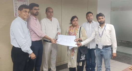 Greater Noida Authority News : “घर-घर दस्तक, डेटा का दम और विकास की नई दिशा!” ग्रेटर नोएडा में जनगणना 2027 को मिली सुपरफास्ट रफ्तार, रिकॉर्ड समय में काम पूरा करने वाले प्रागणक बने ‘डेटा वॉरियर्स’, एसीईओ सुमित यादव ने किया सम्मानित, ‘डेटा ही विकास की असली ताकत’, अधिकारियों ने बताया जनगणना का महत्व