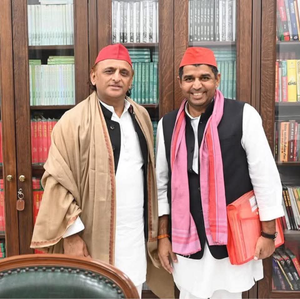 इंदर प्रधान पल्ला फिर बने सपा जिलाध्यक्ष, कार्यकर्ताओं ने दी बधाई, गौतम बुद्ध नगर में संगठन की जिम्मेदारी दोबारा मिलने पर रोहित मत्ते गुर्जर समेत कार्यकर्ताओं ने दी शुभकामनाएं