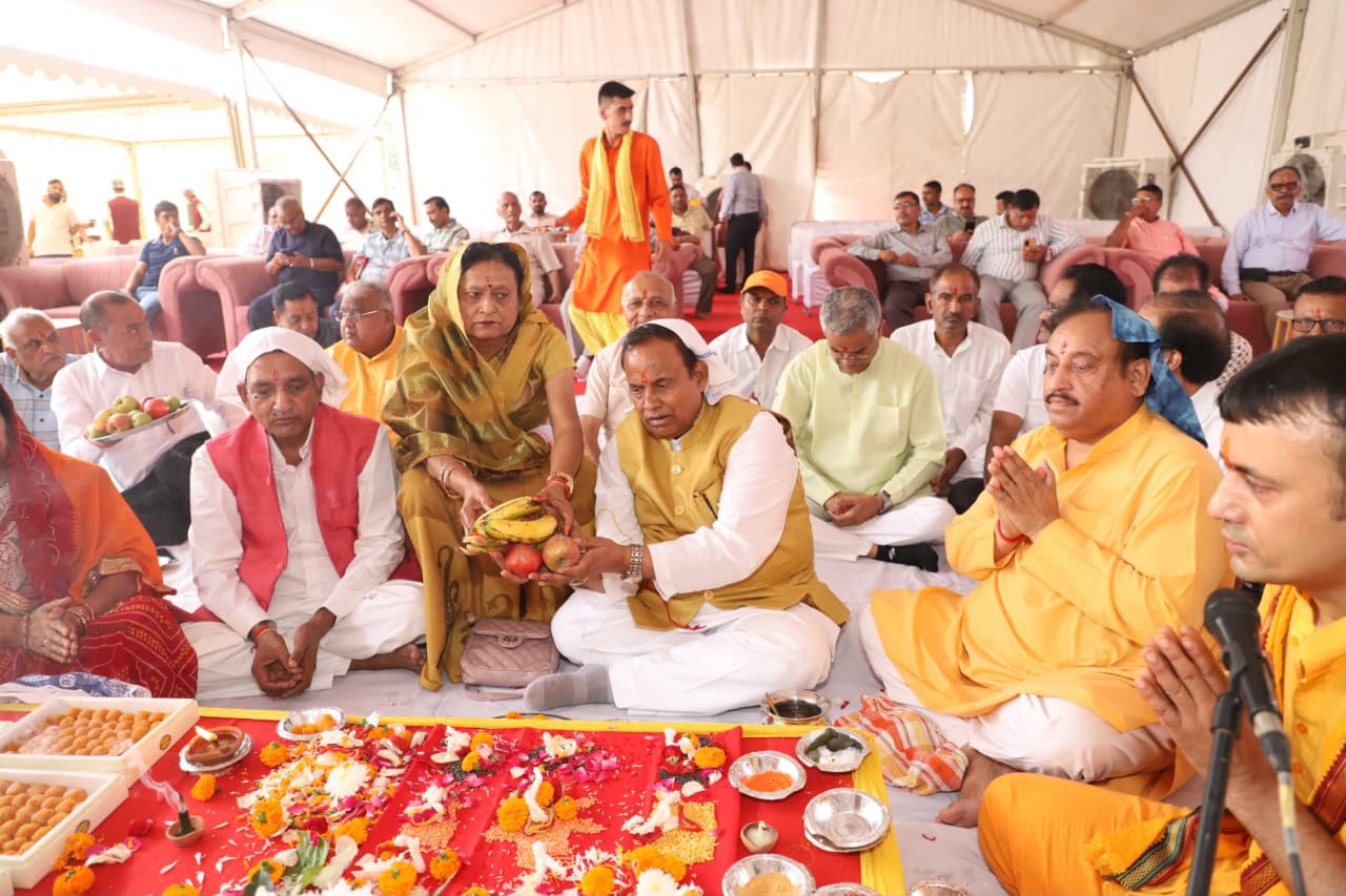Noida Ramleela 2026: सेक्टर-62 रामलीला मैदान में भूमि पूजन के साथ तैयारियां शुरू, 15 अक्टूबर को निकलेगी राम बारात, 20 अक्टूबर को रावण दहन होगा 