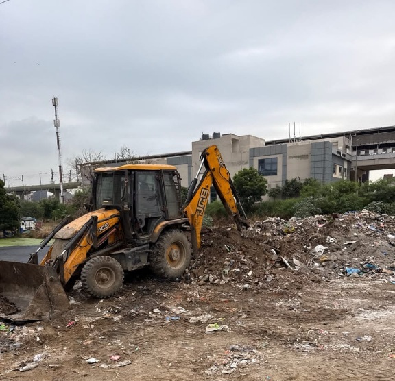 Noida News: स्वच्छता में नंबर-1 बनने के लिए सिर्फ प्राधिकरण की कोशिश काफी नहीं, नागरिकों की जिम्मेदारी और जनभागीदारी भी जरूरी