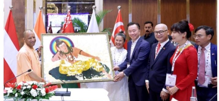 UPITS 2026: मुख्यमंत्री योगी आदित्यनाथ ने सहभागी देशों के प्रतिनिधियों से की राउंड-टेबल बैठक, रक्षा, फार्मा, मेडिकल डिवाइसेज और मशीनरी में निवेश का आह्वान