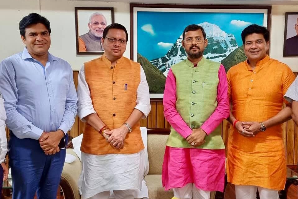 Greater Noida News: गौतमबुद्धनगर से जुड़े सविंदर भाटी को भाजपा पिछड़ा वर्ग मोर्चा का प्रदेश उपाध्यक्ष बनाया गया है। प्रकाश पाल की नई टीम में 12 प्रदेश उपाध्यक्ष और 4 महामंत्री शामिल।