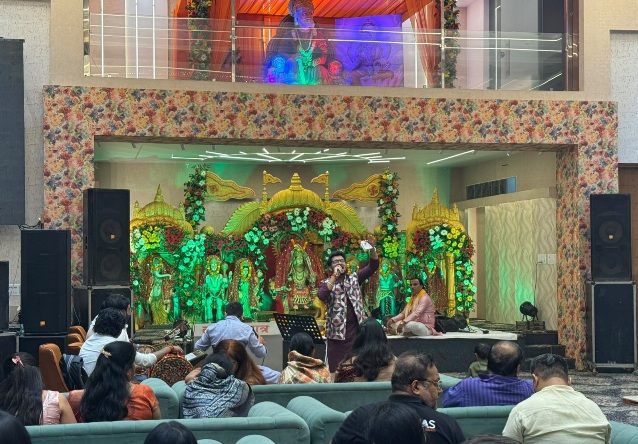 Greater Noida News: स्वर्ण नगरी में धूमधाम से मनाई गई महाराजा अग्रसेन जयंती, भजन संध्या और माता की चौकी में शामिल हुए श्रद्धालु