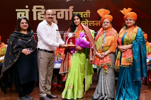 Sharda University News: विकसित भारत में महिलाओं की भूमिका पर ‘युवती सम्मेलन 2026’ का आयोजन, रुबिका लियाकत और अर्चना मिश्रा ने महिला सशक्तीकरण, आत्मनिर्भरता और नेतृत्व क्षमता पर दिया जोर