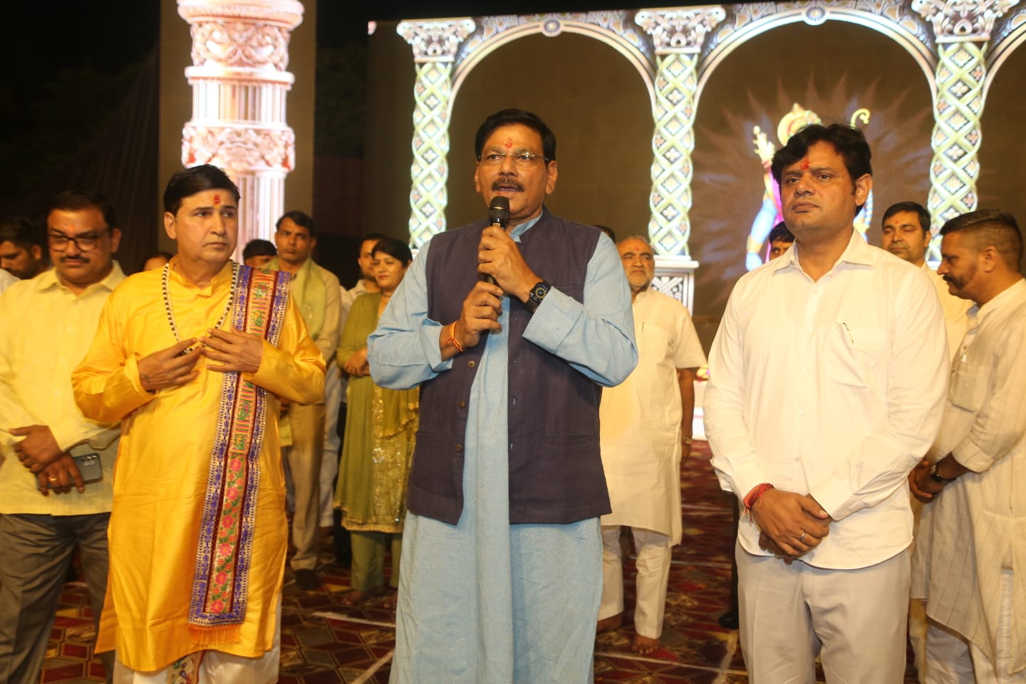 Greater Noida Ramleela 2026: श्रीराम-भरत मिलाप, सीता हरण और जटायु बलिदान का भावपूर्ण मंचन, 18 अक्टूबर को राम-हनुमान मिलन और बाली वध; 20 अक्टूबर तक चलेगा दशहरा महोत्सव