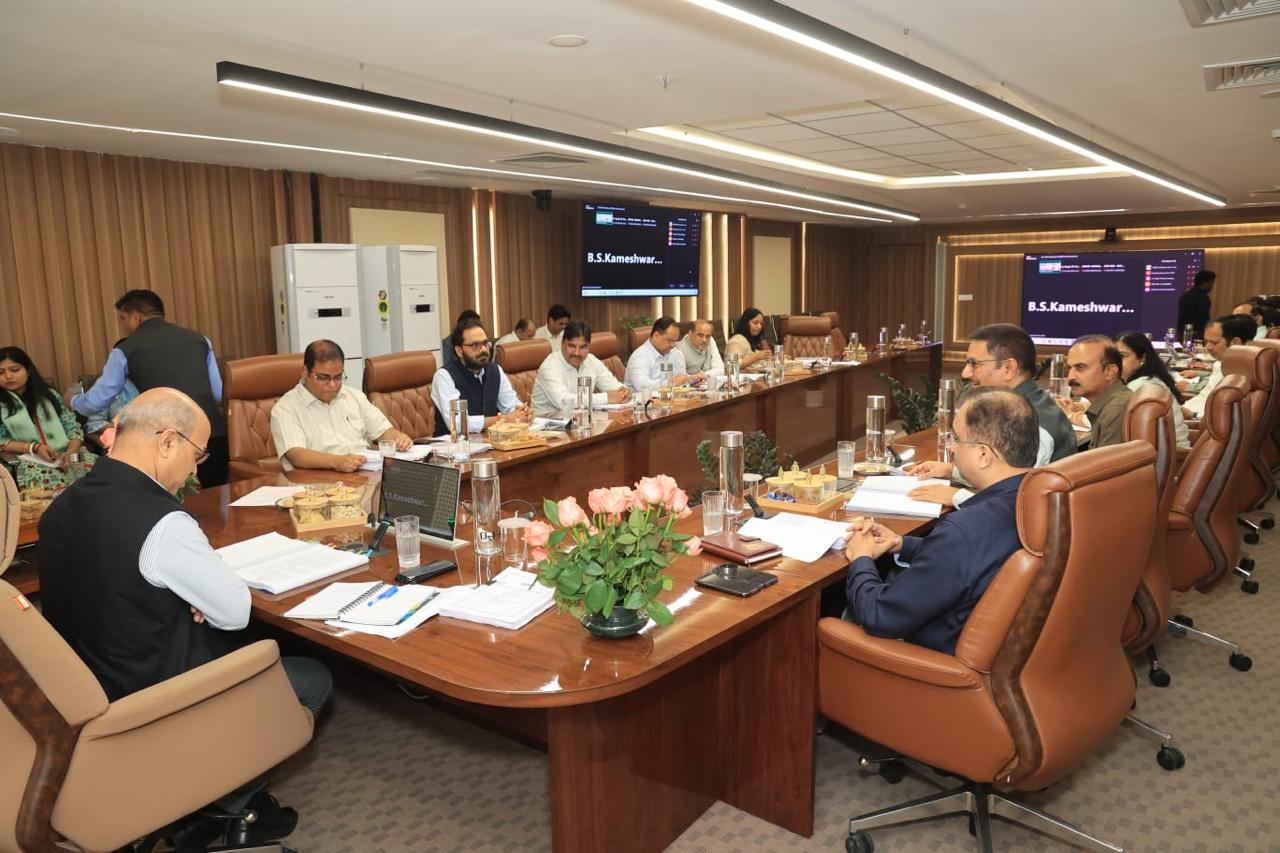 Noida Authority News: नोएडा प्राधिकरण की बोर्ड बैठक में 11 बड़े फैसले, AI City से लेकर 15 मेगावाट सोलर प्लांट तक को मंजूरी; किसानों के 5% आबादी भूखंडों का रास्ता होगा आसान, औद्योगिक इकाइयों के ट्रांसफर शुल्क में बड़ी राहत