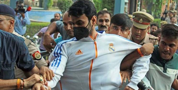 Shrikant Tyagi Case: लो आ गया सच अन्नू त्यागी का, श्रीकांत त्यागी की पत्नी अनु त्यागी का झूठ पकड़ा गया, कोर्ट ने लगाई मोहर, कोर्ट से प्रमाणित कॉपी दिखाई