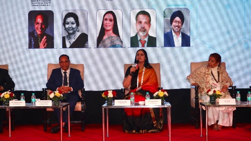 Kailash Hospital News : कैलाश समूह को 'संजीवनी 2024 हेल्थकेयर एक्सीलेंस अवार्ड्स' में 'सर्वश्रेष्ठ आयुर्वेद और वेलनेस अस्पताल' का सम्मान ?, डॉ. पल्लवी शर्मा मुख्य अतिथि के रूप में रही मौजूद