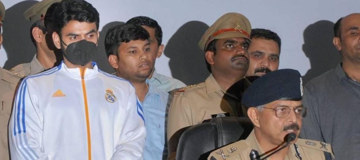 Srikant Tyagi Noida : गालीबाज श्रीकांत एक बार फिर सुर्खियों में छाने को तैयार