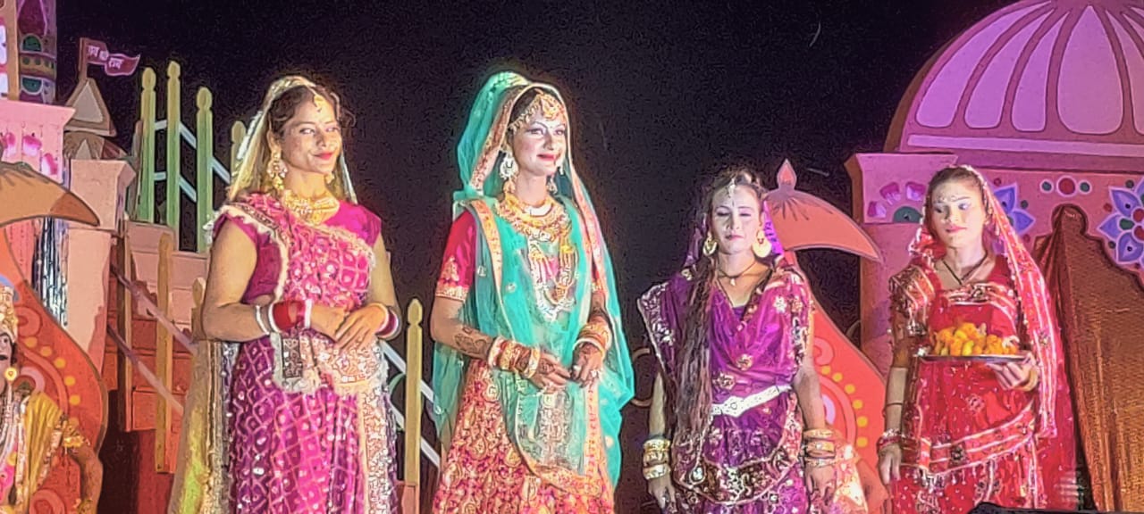 श्री धार्मिक रामलीला कमेटी मंचन की शुरूआत सीता स्वयंवर से प्रारंभ हुआ