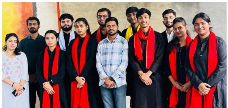लॉयड लॉ कॉलेज के छात्रों ने ग्राम अली अहमदपुर उर्फ गढ़ी में जिला पंचायत गौतमबुद्धनगर के सहयोग से वरिष्ठ नागरिकों के अधिकारों पर नुक्कड़ नाटक का किया आयोजन