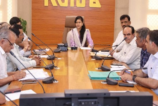 ग्रेटर नोएडा वेस्ट की सासोइटियों में होगी मजबूती की जांच, ऋतु महेश्वरी ने बनाया नया एक्शन प्लान