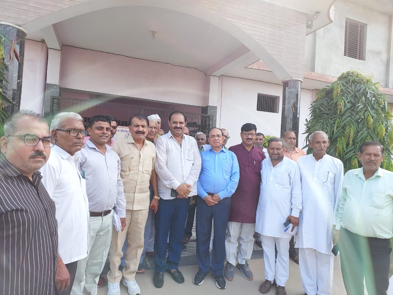 अखिल भारतवर्षीय ब्राह्मण महासभा उत्तर प्रदेश के तत्वाधान में दादरी में डीसेंट पब्लिक इंटर कॉलेज दादरी में एक सभा का आयोजन किया गया