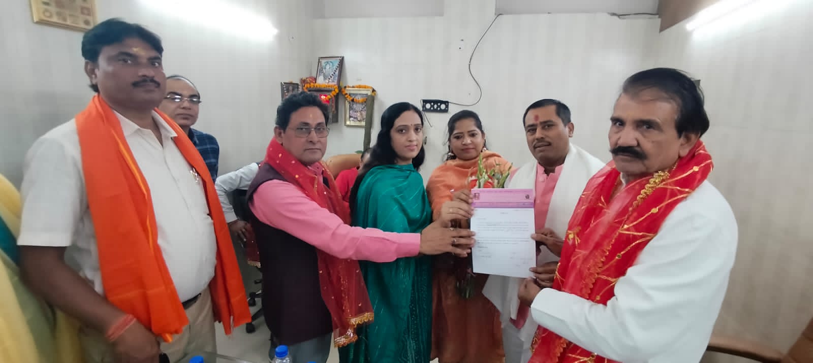 <em>अखिल भारतवर्षीय ब्राह्मण महासभा की बैठक नोएडा सेक्टर 18 में आयोजित की गई</em>