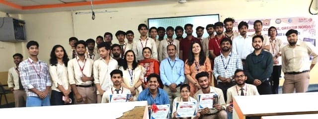 ITS College News : “कैमरे में कैद हुई क्रिएटिविटी, रील्स में दिखा इंजीनियरिंग लाइफ का रियल चेहरा! ITS कॉलेज में टैलेंट का धमाकेदार शो”, फोटोग्राफी और रील मेकिंग प्रतियोगिता में छात्रों ने दिखाई जबरदस्त रचनात्मकता—नायडू हॉल तालियों से गूंजा