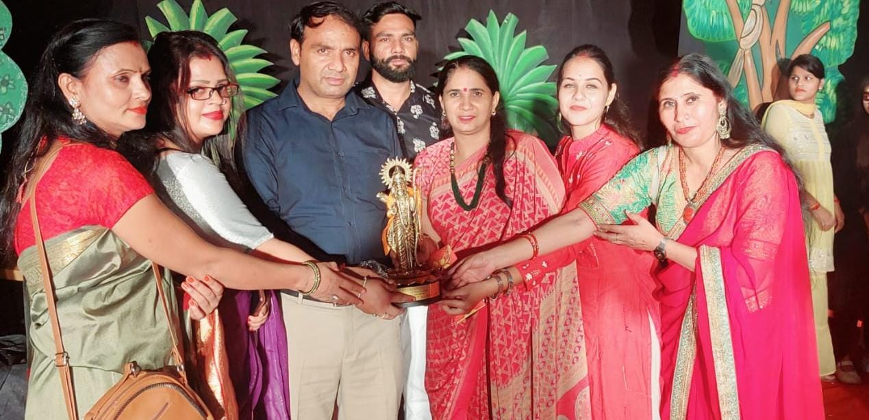 सिटी हार्ट अकादमी स्कूल ने झटका प्रथम स्थान।