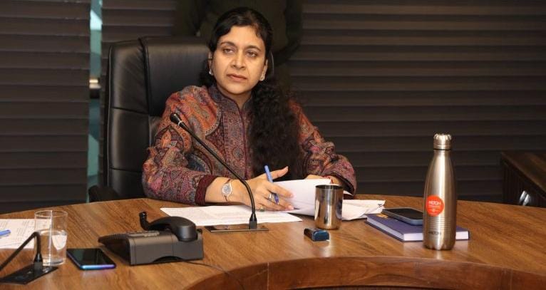 ग्रेनो में 40 हजार करोड़ के निवेश के लिए हुए एमओयू
