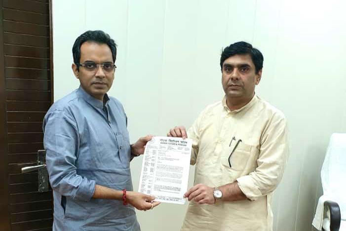 नौएडा में विद्युत आपूर्ति व्यवस्था को बेहतर किए जाने को लेकर एन.सी.एफ महासचिव ने विधायक से की मुलाकात