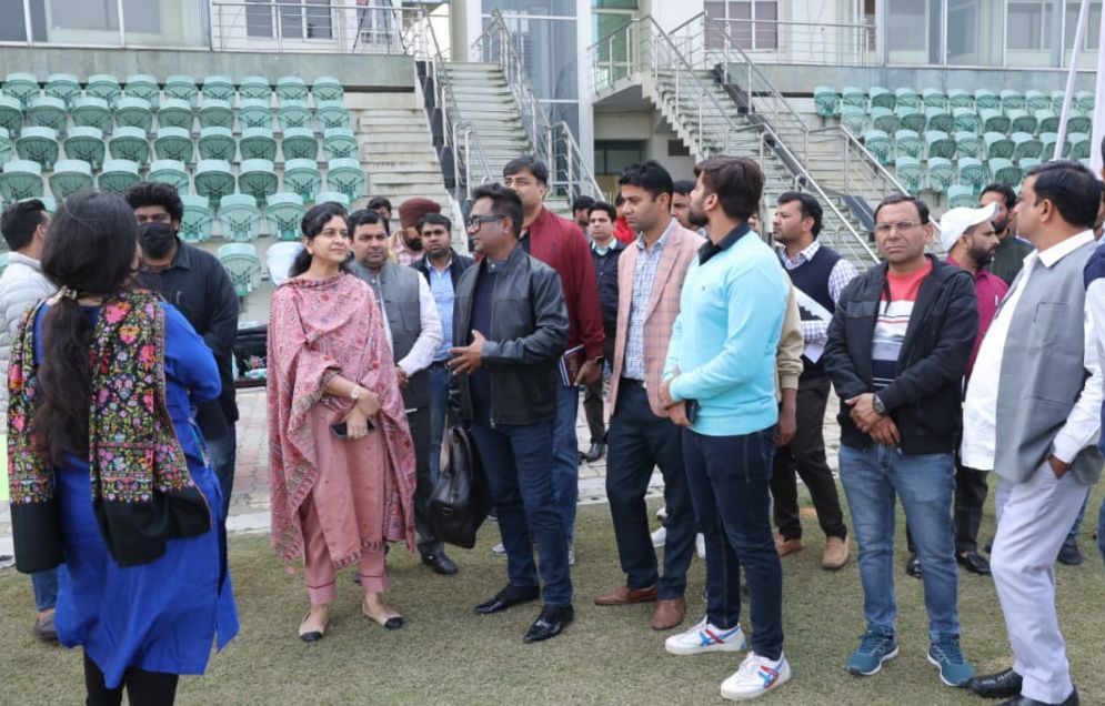 खिलाड़ियों के लिए स्पोर्ट्स फैसिलिटी जल्द शुरू कराने के दिए निर्देश – ऋतु महेश्वरी