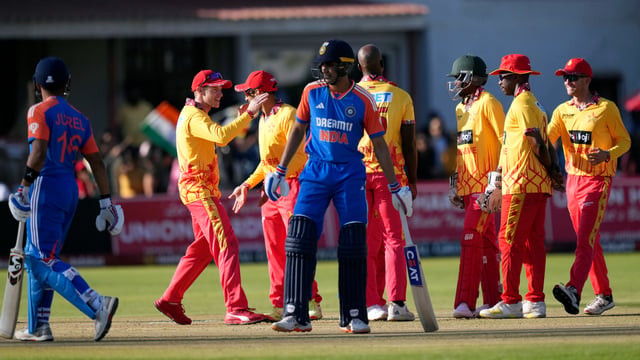 INDvsZIM T20: टीम इंडिया के शेर जिम्बाब्वे के खिलाफ ढेर, रिंकू सिंह का भी नहीं चला बल्ला, रवि और सुंदर ने बचाई टीम की लाज