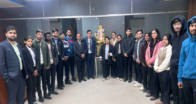 Accurate College News : सपनों को मिली उड़ान!, एक्यूरेट कॉलेज ग्रेटर नोएडा के 33 होनहार छात्रों ने Ethara.ai में मारी एंट्री, कैंपस में जश्न का माहौल, संस्थान की गुणवत्ता और इंडस्ट्री-ओरिएंटेड ट्रेनिंग का असर, प्रबंधन और फैकल्टी ने जताया गर्व
