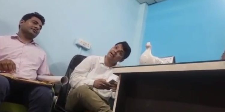 एक अदने से कर्मचारी नायब तहसीलदार ने कर डाली बदसलूकी, भाजपा युवा मोर्चा का जिलाध्यक्ष का मामला