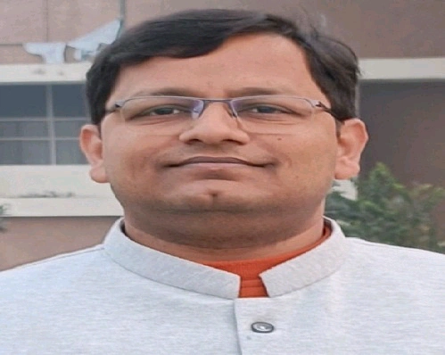 GBU University News : गौतम बुद्ध विश्वविद्यालय को मिला अंतरराष्ट्रीय गौरव!, रजिस्ट्रार डॉ. विश्वास त्रिपाठी बने स्वीडन के ‘एडजंक्ट प्रोफेसर’, हेल्थ रिसर्च में भारत का नाम रोशन, जापान से लेकर स्वीडन तक – अंतरराष्ट्रीय स्तर पर सक्रिय भूमिका, जीबीयू में बनेगा नया रिसर्च सेंटर, HIV ट्रांसमिशन और COVID-19 पर शोध ने दिलाई थी चर्चा