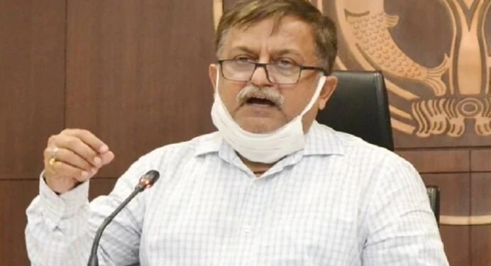 सीएम योगी आदित्यनाथ के सलाहकार अवनीश अवस्थी को मिला सेवा विस्तार