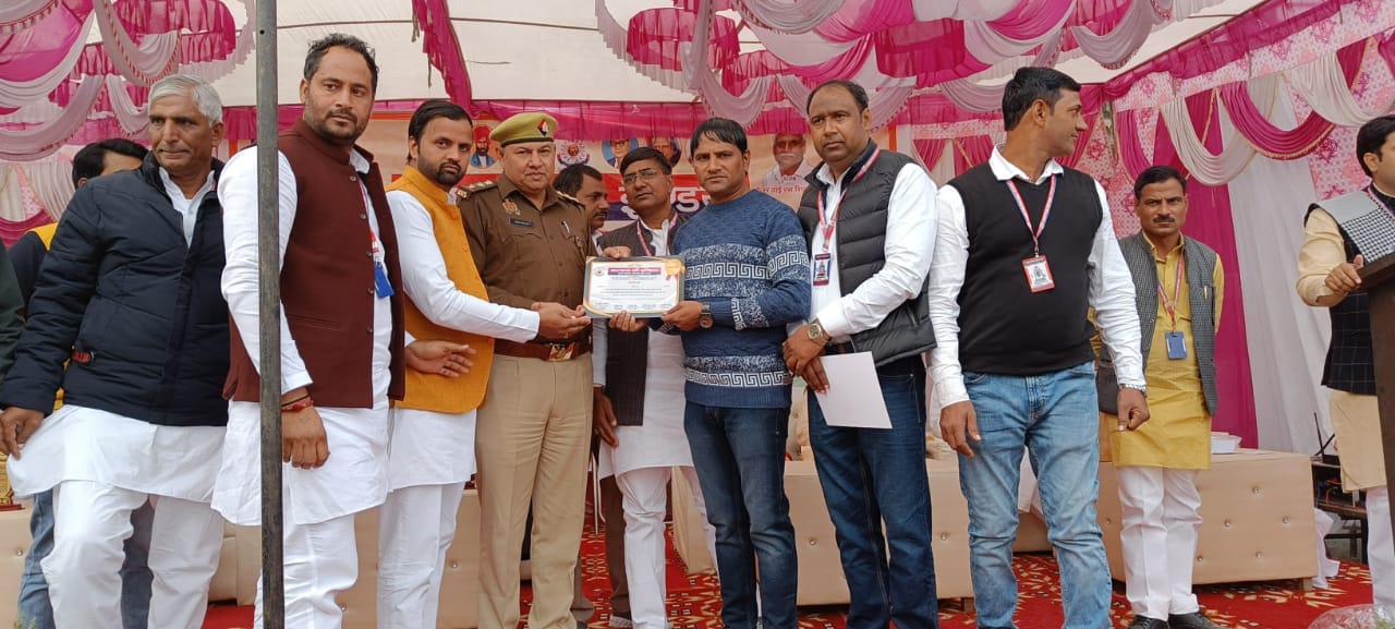 करप्शन फ्री इंडिया के स्थापना दिवस पर प्रतियोगिता में प्रतीक नागर व मनु नागर ने प्राप्त किया प्रथम स्थान