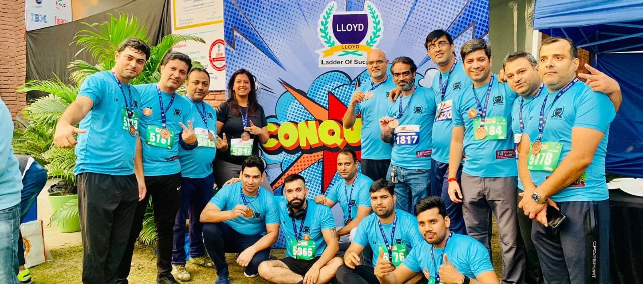 एजुकेशन रनिंग इवेंट----लॉयड ग्रुप ऑफ इंस्टीट्यूशंस मे कॉर्पो जंबल 2022-एक इंटर-कॉर्पोरेट रनिंग इवेंट