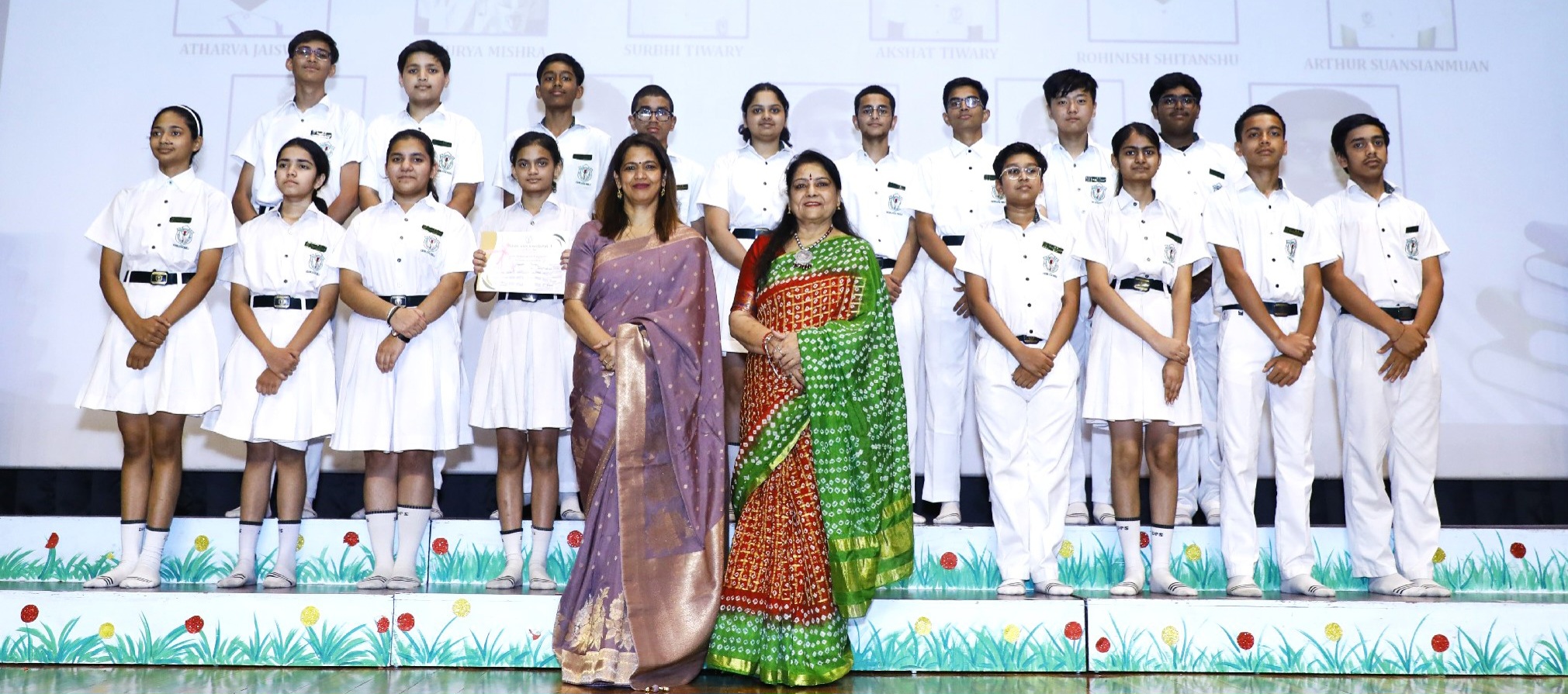 दिल्ली पब्लिक स्कूल नॉलेज पार्क V में प्रतिभाओं को किया सम्मानित