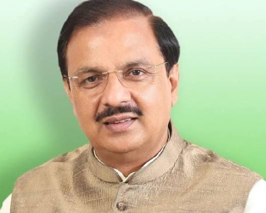 सांसद डॉ महेश शर्मा, कहा- मैंने आज तक किसी कार्यक्रम में नहीं देखा, कौन है ये, मैं नहीं जानता, 48 घण्टें के अंदर जाएगा जेल