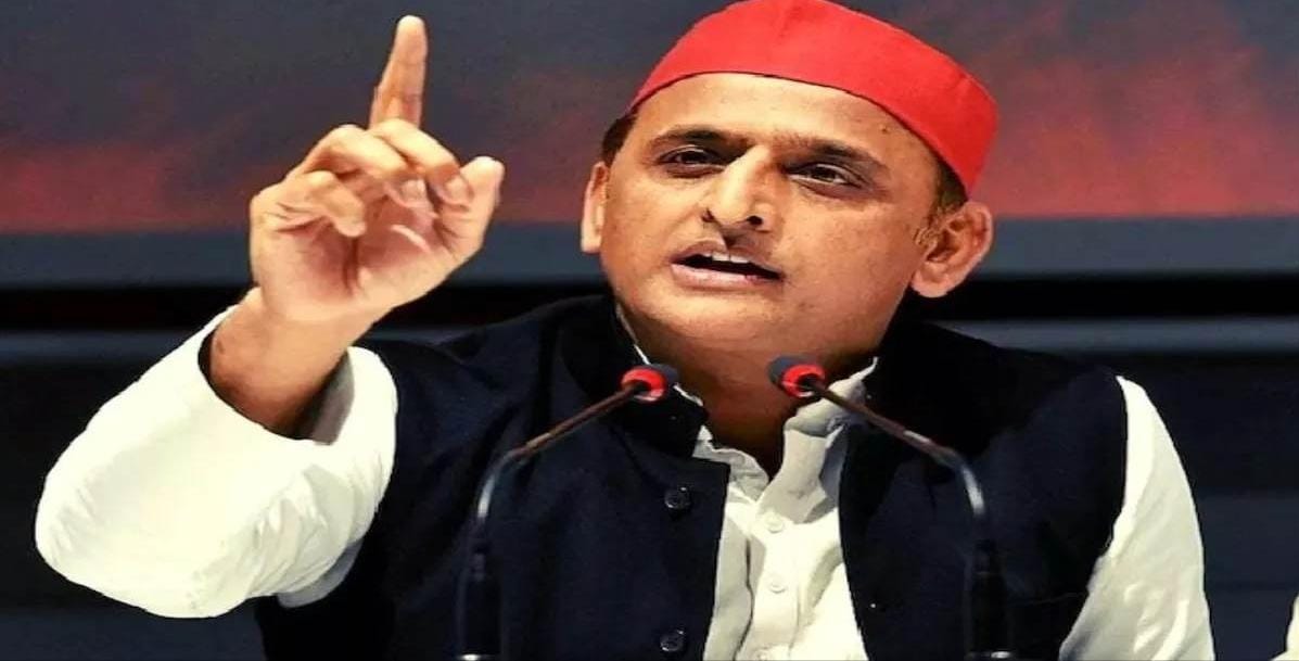 BIG BREAKING नोएडा पहुंचे अखिलेश यादव, सपा नेताओं ने जीरो पॉइंट पर किया भव्य स्वागत, चुनाव के समय नहीं आए थे नोएडा