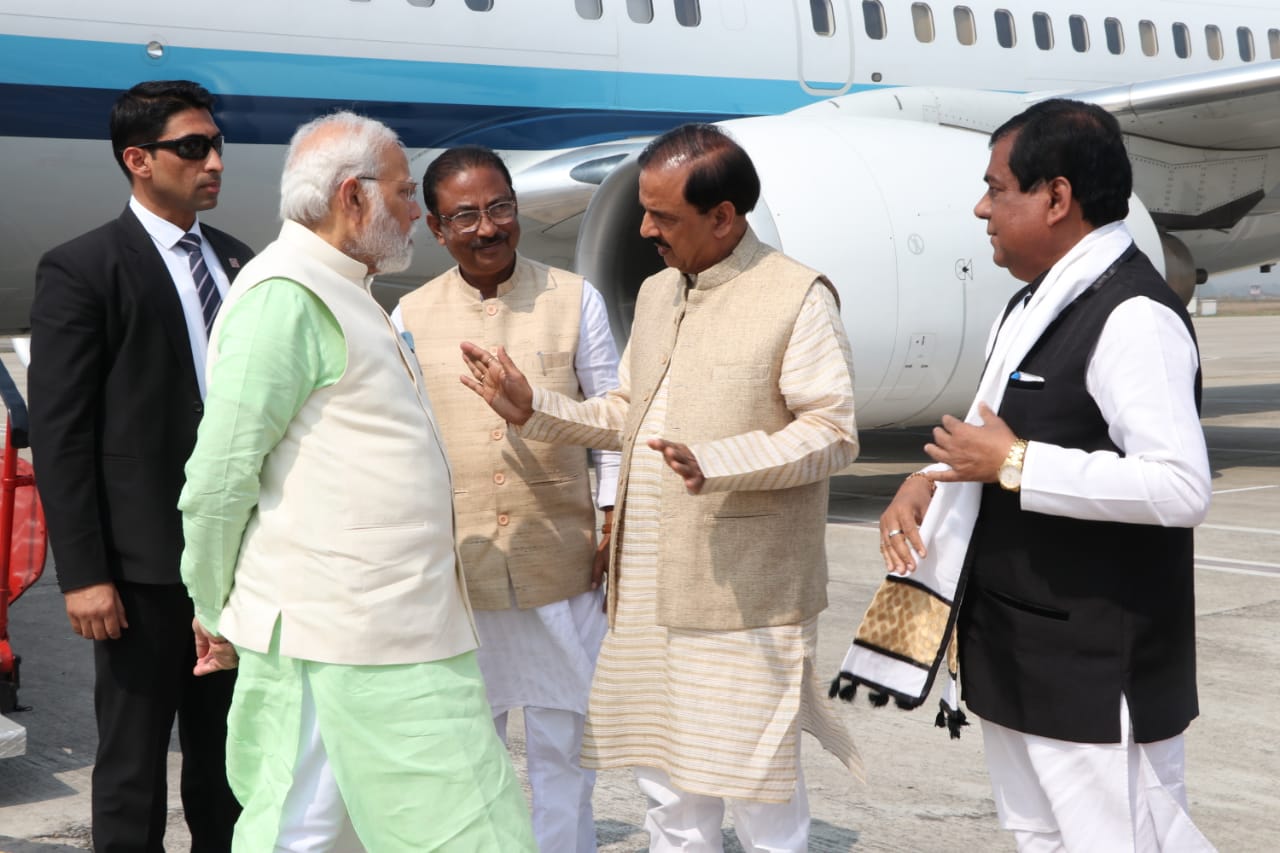 भाग्य के धनी हैं नोएडा के सांसद व पूर्व केंद्रीय मंत्री डॉक्टर महेश शर्मा,त्रिपुरा की जीत डॉक्टर महेश शर्मा के लिए किसी संजीवनी बूटी से कम नही देखते है