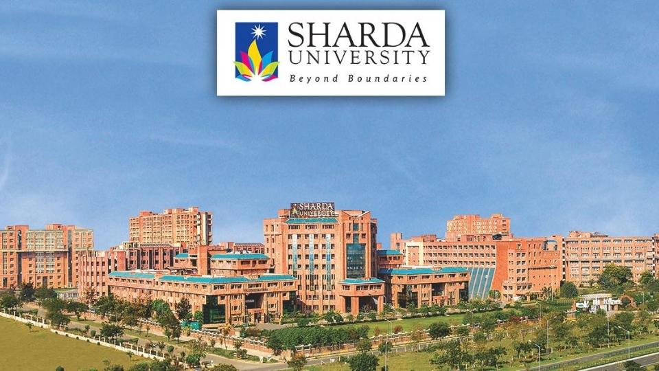 शारदा यूनिवर्सिटी के इंटरनल एग्जाम पर बवाल, एक सवाल पर लोगों ने जताई आपत्ति