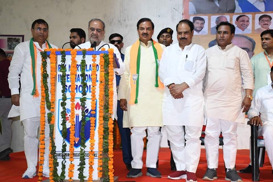 दादरी में आयोजित भाजपा प्रत्याशी डॉ महेश शर्मा प्रदेश अध्यक्ष भूपेंद्र चौधरी ने भाजपा कार्यकर्ताओं को दिया जीत का मंत्र, 400 पार का दिया नारा