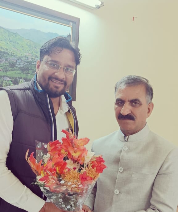 नोएड़ा काँग्रेस नेता पूर्व प्रदेश सदस्य यूपी काँग्रेस कमेटी सतेन्द्र शर्मा ने हिमाचल प्रदेश के नवनिर्वाचित मुख्यमंत्री श्री सुखविंदर सिंह सुक्खू जी से दिल्ली में शिष्टाचार मुलाकात की