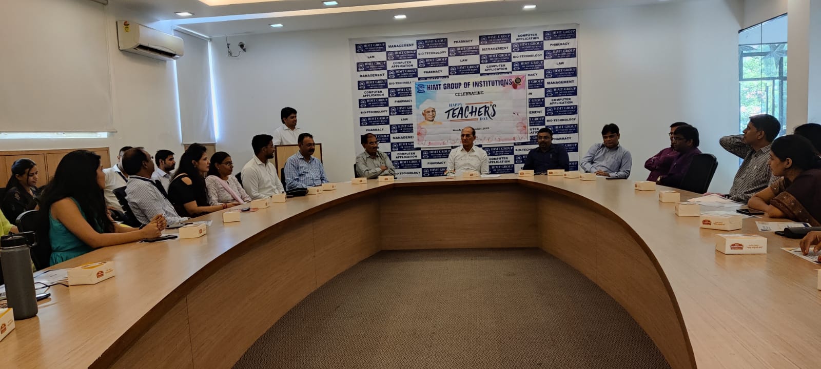 एच.आई.एमटी. ग्रुप ऑफ़ इंस्टीटूशन्स मे शिक्षक दिवस का आयोजन