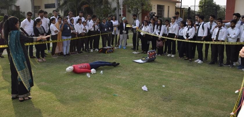 आईआईएमटी कॉलेज आफ लॉ में सेंटर ऑफ एक्सीलेंस का उद्घाटन