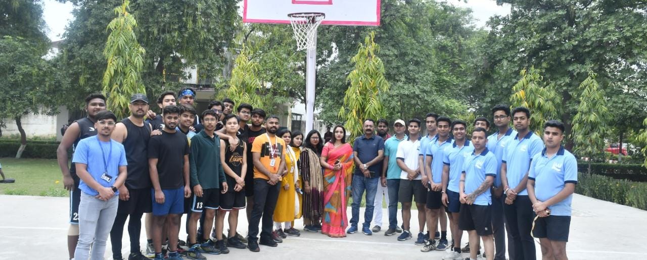 एचआईएमटी ग्रुप ऑफ़ इंस्टीटूशन्स ग्रेटर नॉएडा मे तीन दिवसीय स्प्रिस्ता'23 वार्षिक समारोह का आयोजन