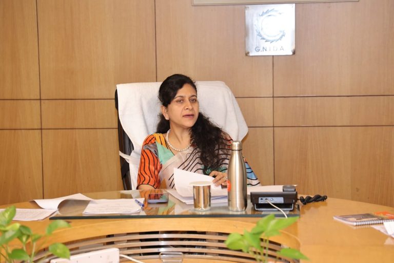Greater Noida प्राधिकरण की CEO रितु माहेश्वरी ने लिया कड़ा फ़ैसला