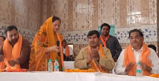 और जब गीता पंडित भावुक हो उठी दिया यह बयान, ना मेरे घर पर अयूब मालिक आया ना उससे कोई भी मुलाकात नही हुए, अपनी बच्चो और स्वर्गीय विजय पंडित की कसम खा कर बोलती हूं