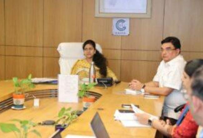 OC तब तक नहीं मिल जाता, जब तक फ्लैटों की रजिस्ट्री नहीं हो सकेगी, सीईओ ऋतु महेश्वरी का अथॉरिटी प्रोजेक्ट विभाग को आदेश