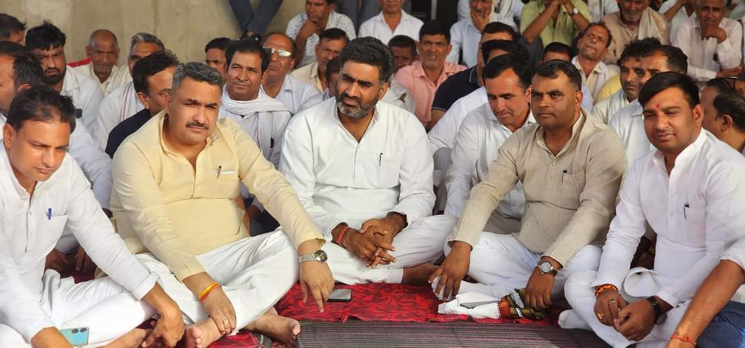 धरना स्थल पर जल्द होगा महापंचायत का ऐलान, गांवो में होगा जन जागरण अभियान शुरू – अतुल प्रधान