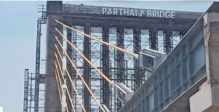 Parthala Flyover: .. नोएडा प्राधिकरण इस डेट को खोलेगा फ्लाईओवर,इस दिन होगा उद्घाटन,डेट आ गई