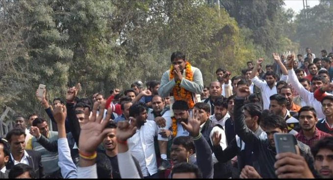 आजाद समाज पार्टी के राष्ट्रीय महासचिव बने एड. रविंद्र सिंह भाटी के नोएडा आगमन पर जगह-जगह हुआ जोरदार स्वागत।